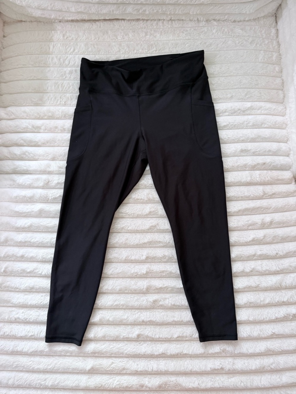 Old Navy Black High-Rise Active Leggings Go Dry Size X-Large